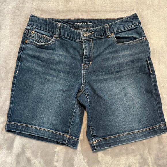 Maurices Pants - Maurices M Jeans Medium Wash Denim Shorts Size 9/10 7" Inseam Midi Stretch